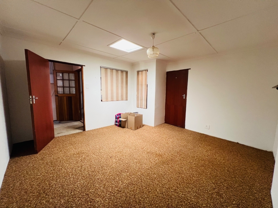 3 Bedroom Property for Sale in Loerie Park Western Cape